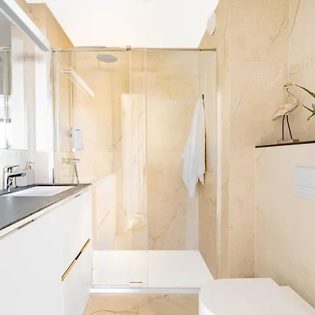 Rj Baltic Infinity & - Free Parking *