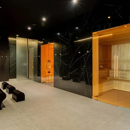 Rj Baltic Infinity & - Free Parking