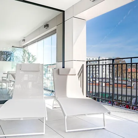 Апартаменты Rj Baltic Infinity & - Free Parking