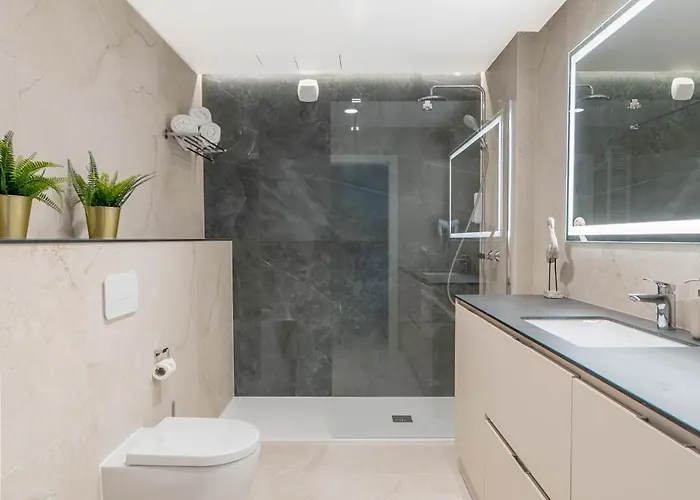 Rj Baltic Infinity & - Free Parking